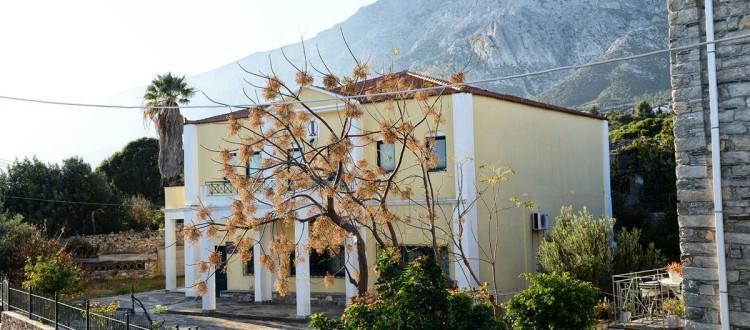 Peskesi Ikaria * Agios Kirykos (Ikaria)