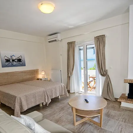 Ferienwohnung Peskesi Ikaria Ágios Kírykos Exterior foto